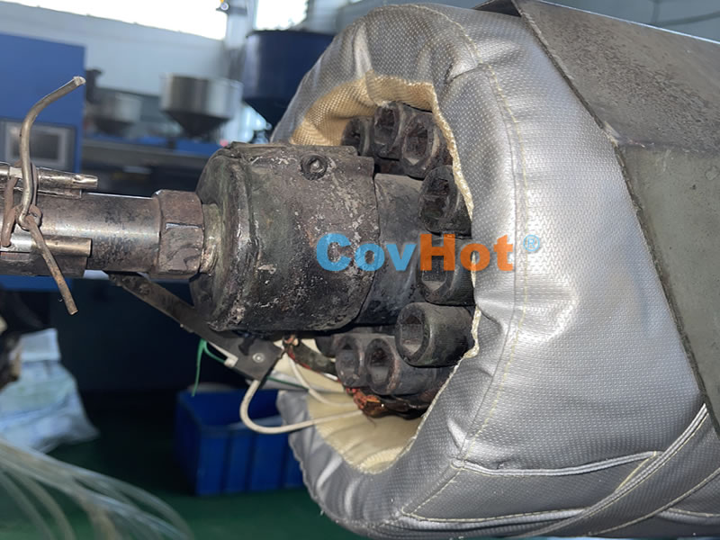 <a href=http://www.cqqvr.cn/e/tags/?tagname=%E6%B3%A8%E5%A1%91%E6%9C%BA%E4%BF%9D%E6%B8%A9 target=_blank class=infotextkey>注塑機(jī)保溫</a>,炮筒<a href=http://www.cqqvr.cn/e/tags/?tagname=%E4%BF%9D%E6%B8%A9%E5%A5%97 target=_blank class=infotextkey>保溫套</a>,方便檢修